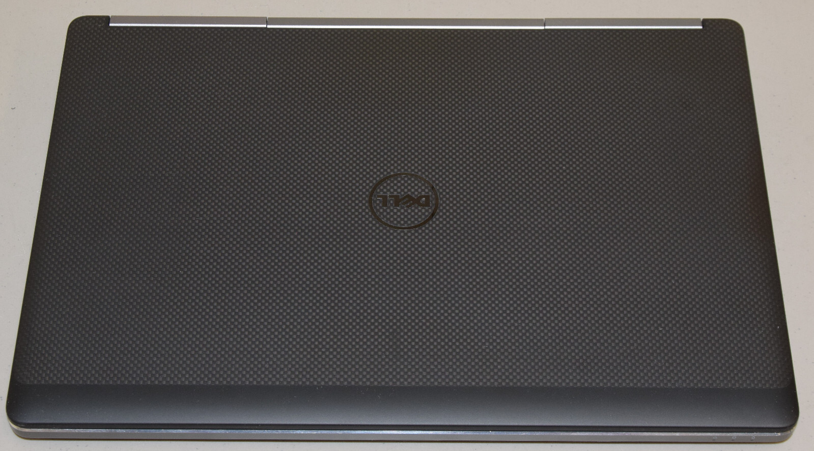 Dell Precision 7710 17.3″ i7-6820HQ 64GB DDR4 512GB NVMe Quadro M3000M 4GB