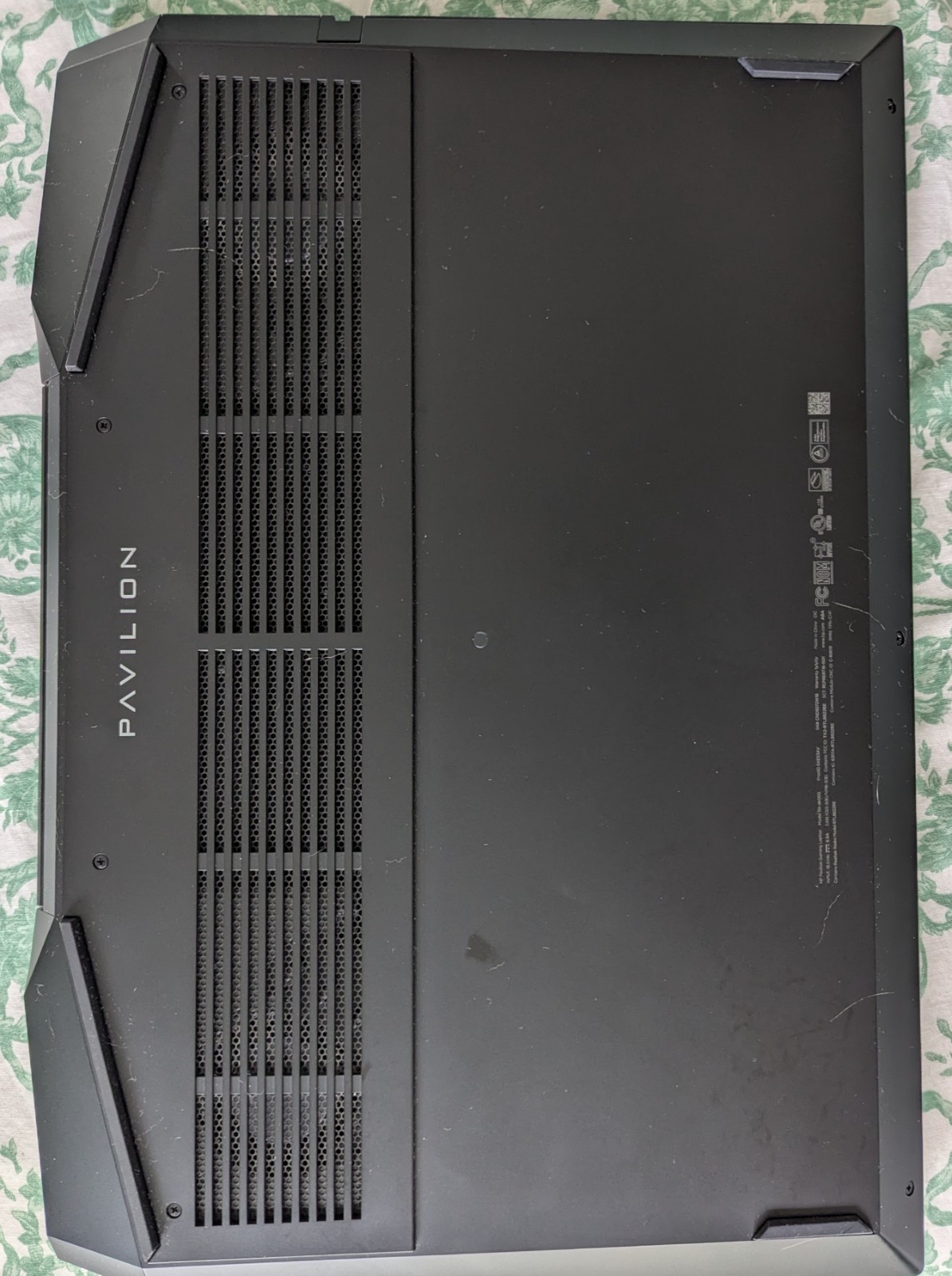 HP Pavilion Gaming 15.6 inch (Intel Core i5-9300h, GTX 1050, 16GB, 256GB NVME)