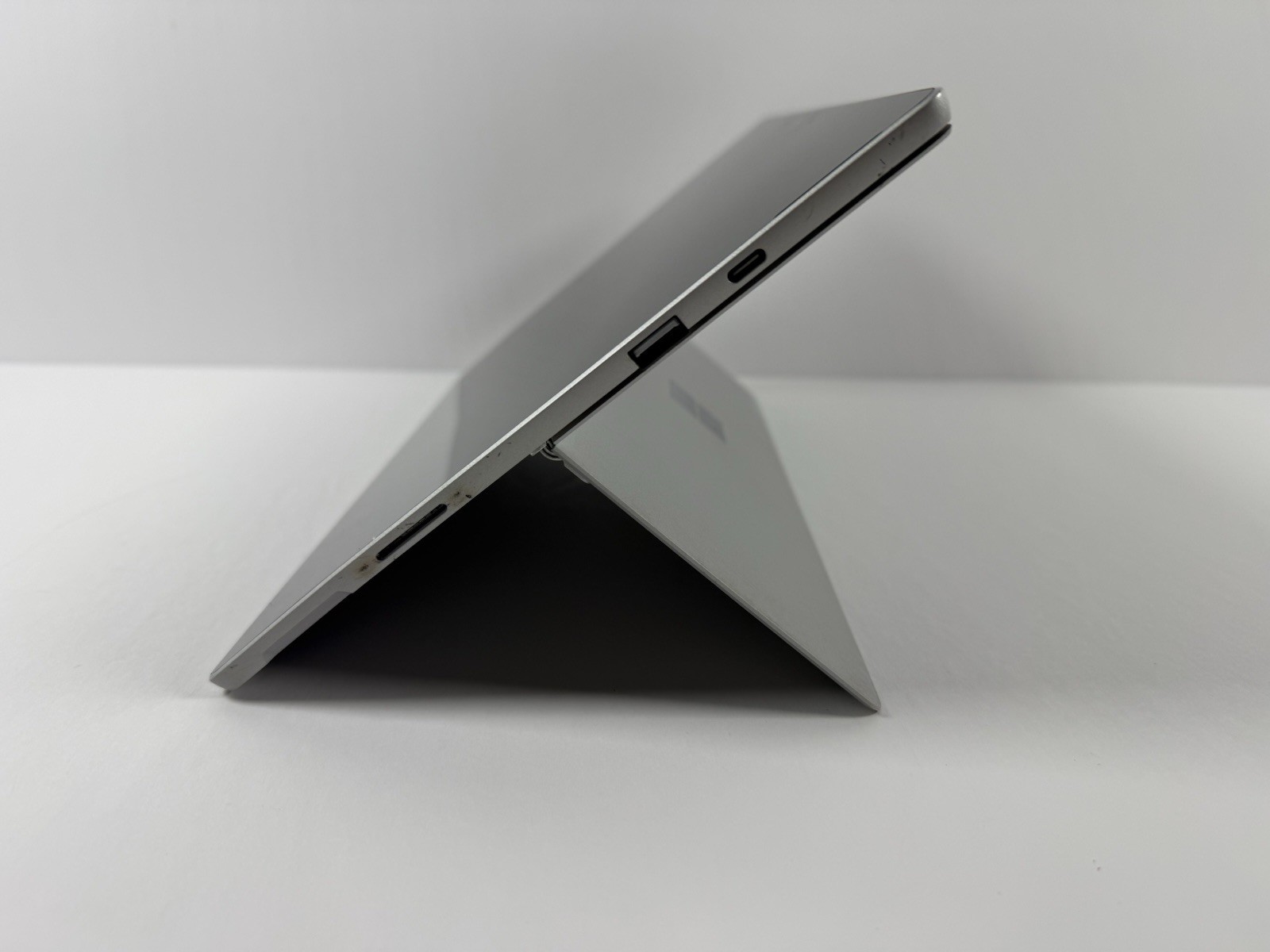 MICROSOFT SURFACE PRO 7 12.3″ 2736X1824 I5-1035G4 8GB 128GB SSD WIN 11 PRO