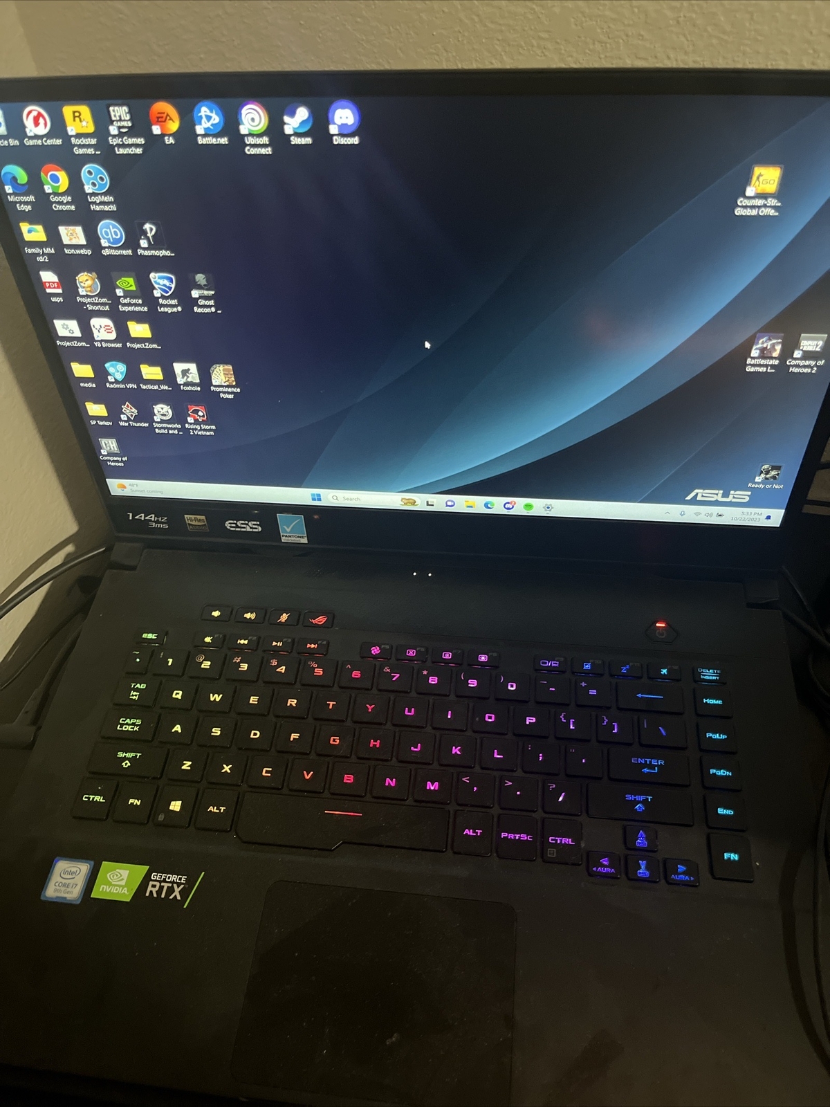 Asus ROG Zephyrus M15 GU502 15.6″ FHD 2.6GHz i7-9750H 32GB 1TB – RTX 2060 – Good