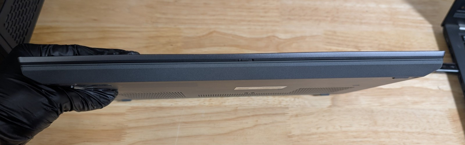 Lenovo T14 Gen2 Ryzen 7 Pro 5850U 1.9GHz 16GB RAM 512GB SSD W11P w/ Charger