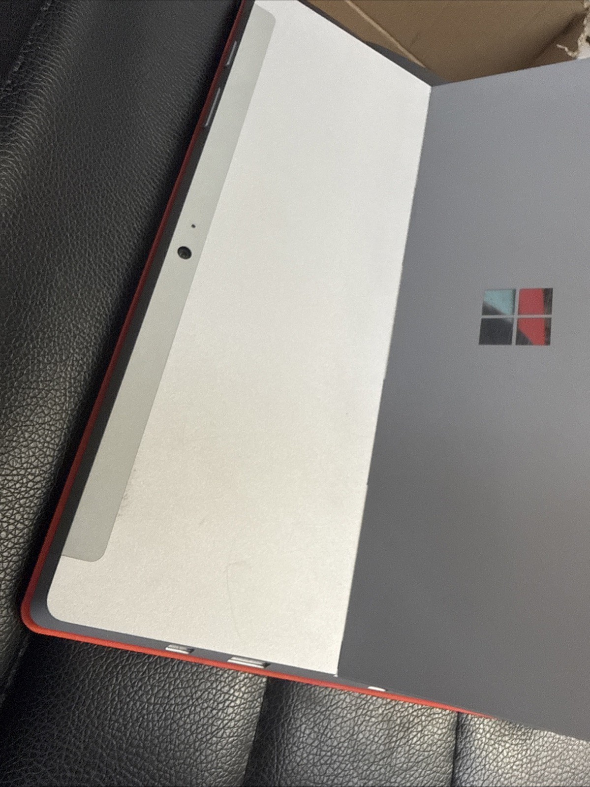 (Model: 1645) Microsoft Surface 3 64GB/w Keyboard (AS-IS)(FOR PARTS ONLY!)