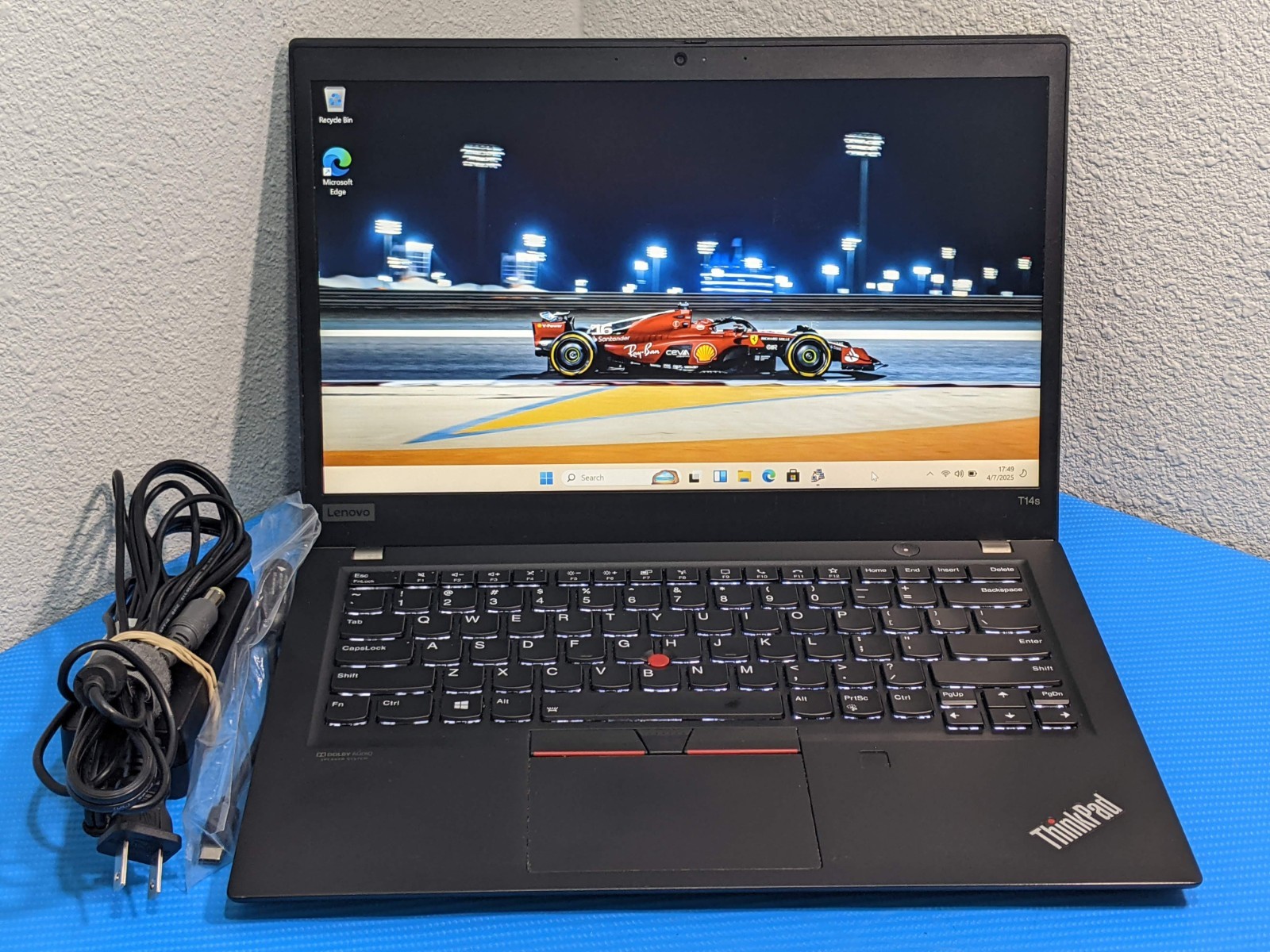 Lenovo ThinkPad T14s Gen 1 14″ FHD i5-10210U 1.6GHz 8GB 512GB SSD W11P +Charger