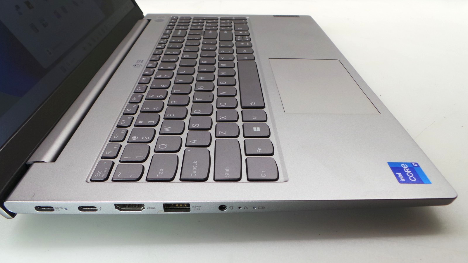 Lenovo ThnikBook 15 G2 ITL 15.6” i7-1165G7 2.8GHz 24GB DDR4 256GB SSD WIN 11 PRO