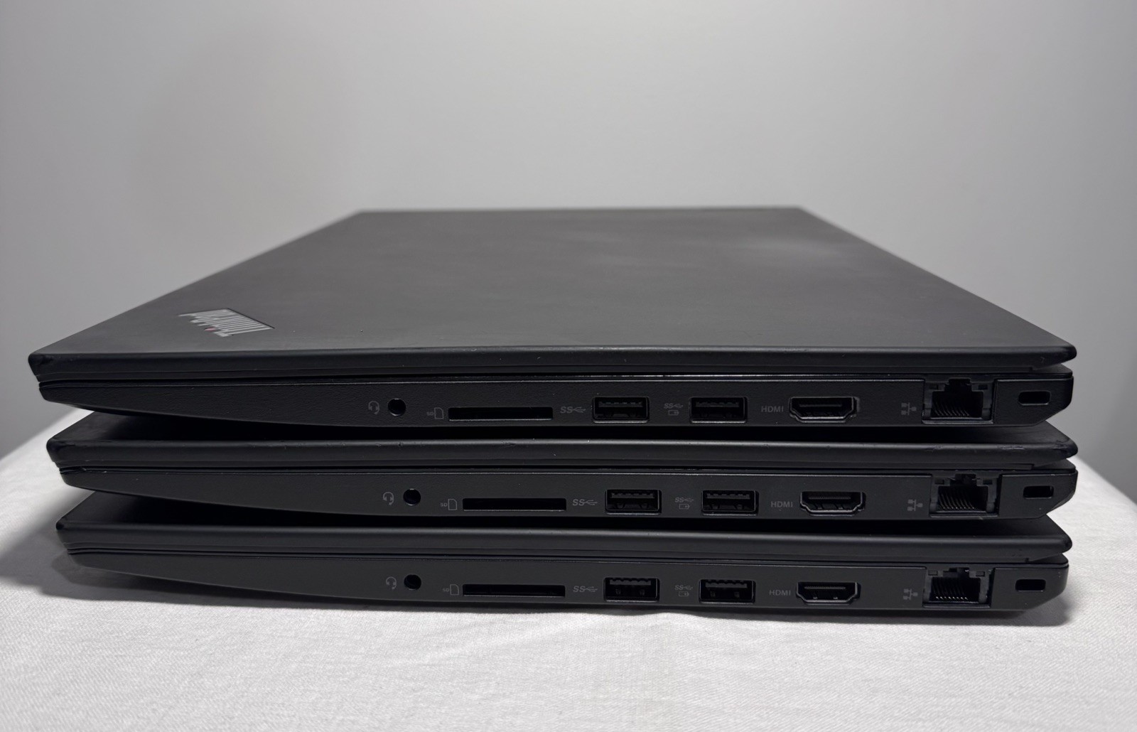 *LOT OF 3* LENOVO ThinkPad T580 i5 15.6″ 8GB RAM NO HDD/SSD/OS READ