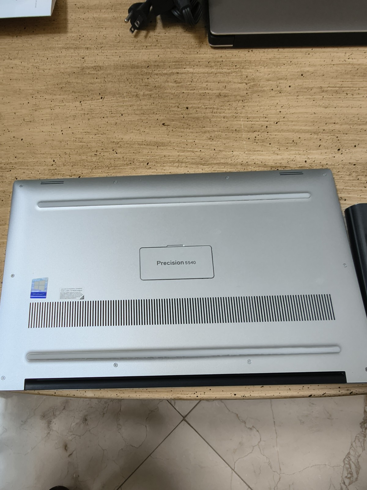 Dell Precision 5540 15.6″ Touchscreen i9-9980HK 16GB RAM 512GB SSD W11 PRO MINT