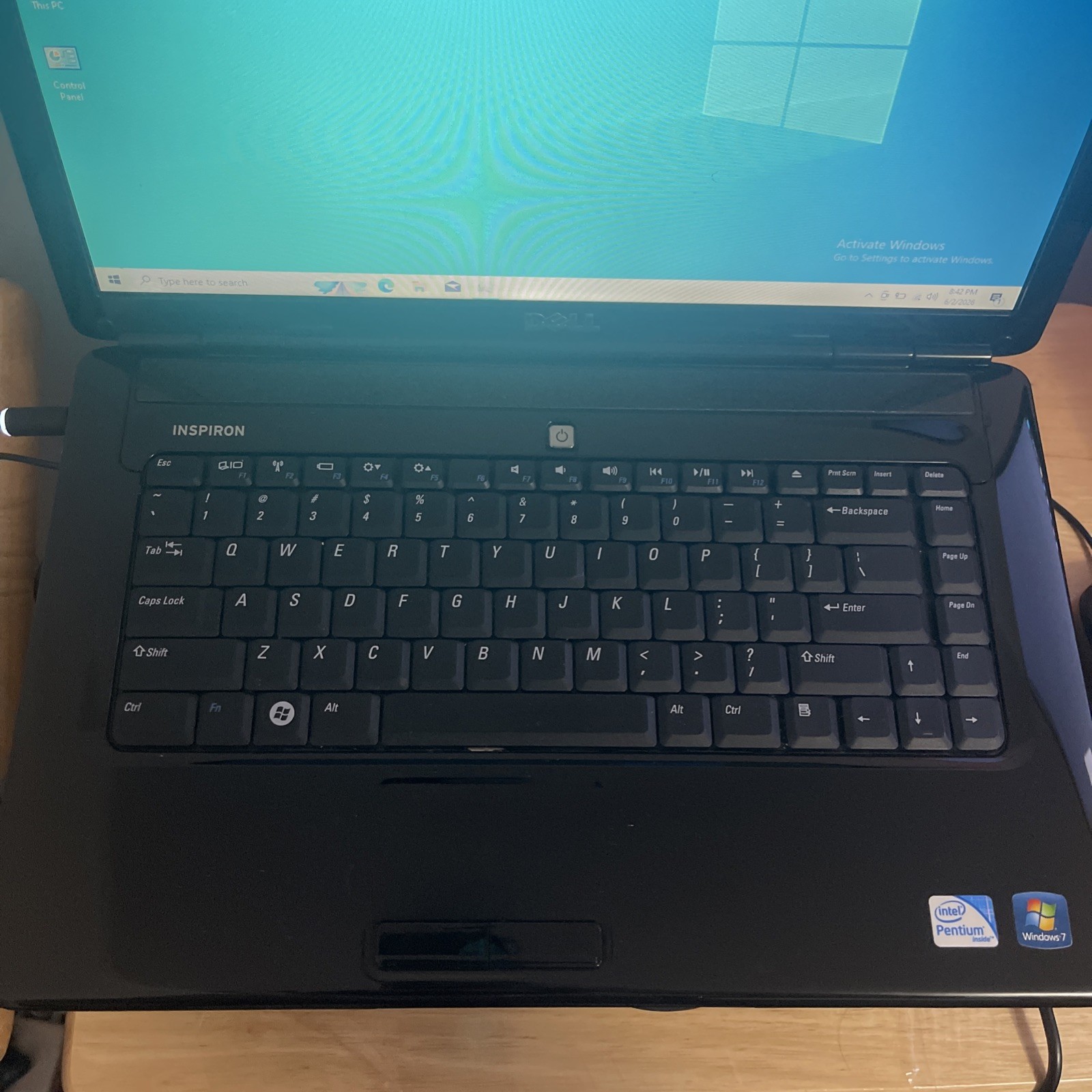 Dell Inspiron 1545 Intel Pentium Dual-Core T4200 2GHz 4GB Ram 300GB HD W10 Parts