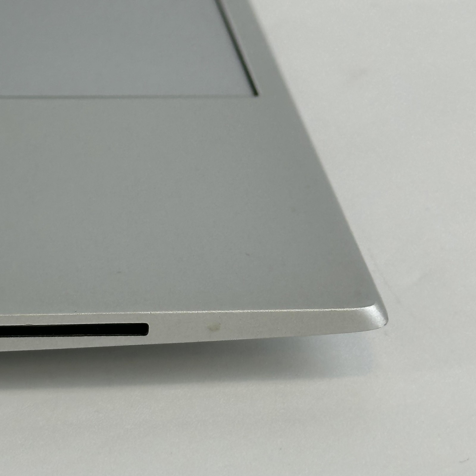 HP Elitebook 850 G8 15.6 Silver FHD i5-1145G7 2.60GHz 16GB 256GB SSD Very Good