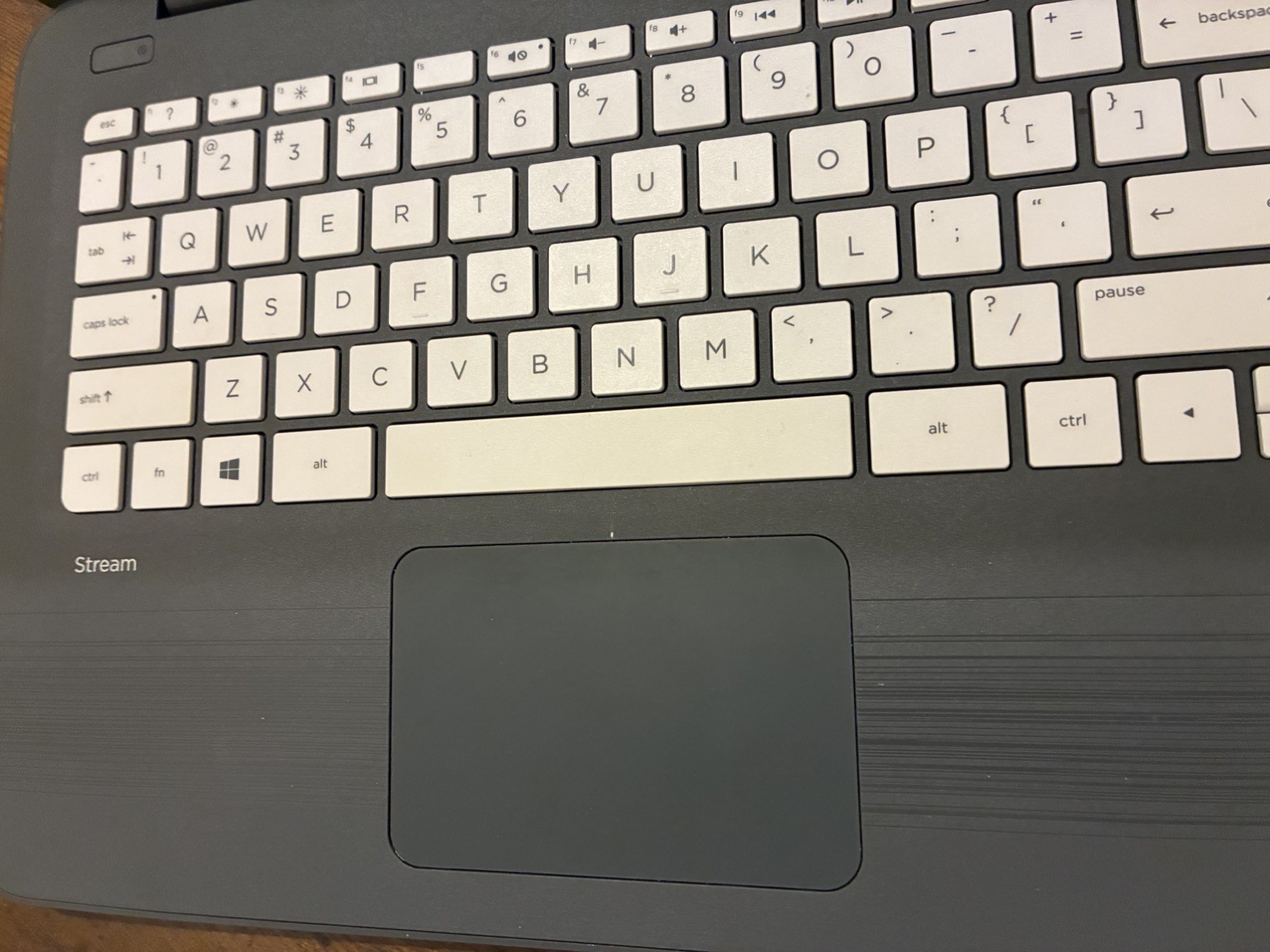 HP Stream 14-cb0XX Intel Celeron N3060 1.60Ghz 4GB 30GB HD Windows 10 Home
