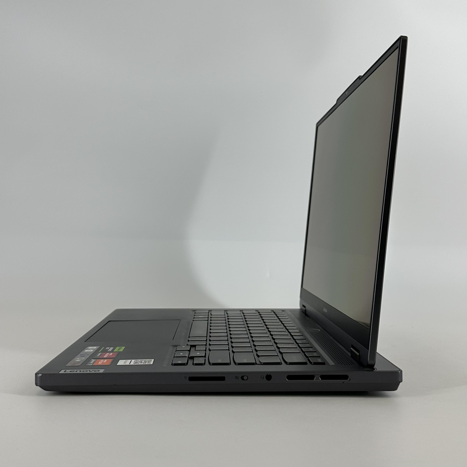 Lenovo Legion Slim 5 Gen 8 14.5 QHD+ 3.8 GHz Ryzen 7 7840HS 16GB 512GB RTX 4060