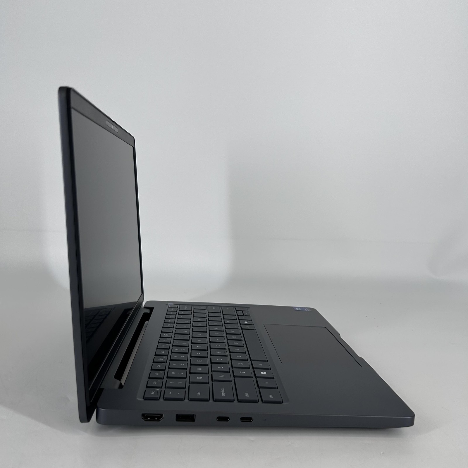 Dell Pro Max 14 MC14250 FHD+ 2.2GHz Ultra 7 265H 32GB 1TB RTX PRO 500 Blackwell