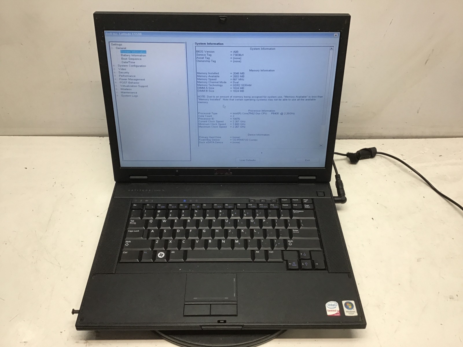 Dell Latitude E5500 Intel Core 2 Duo p8400 2.26GHz 2GB NO HDD