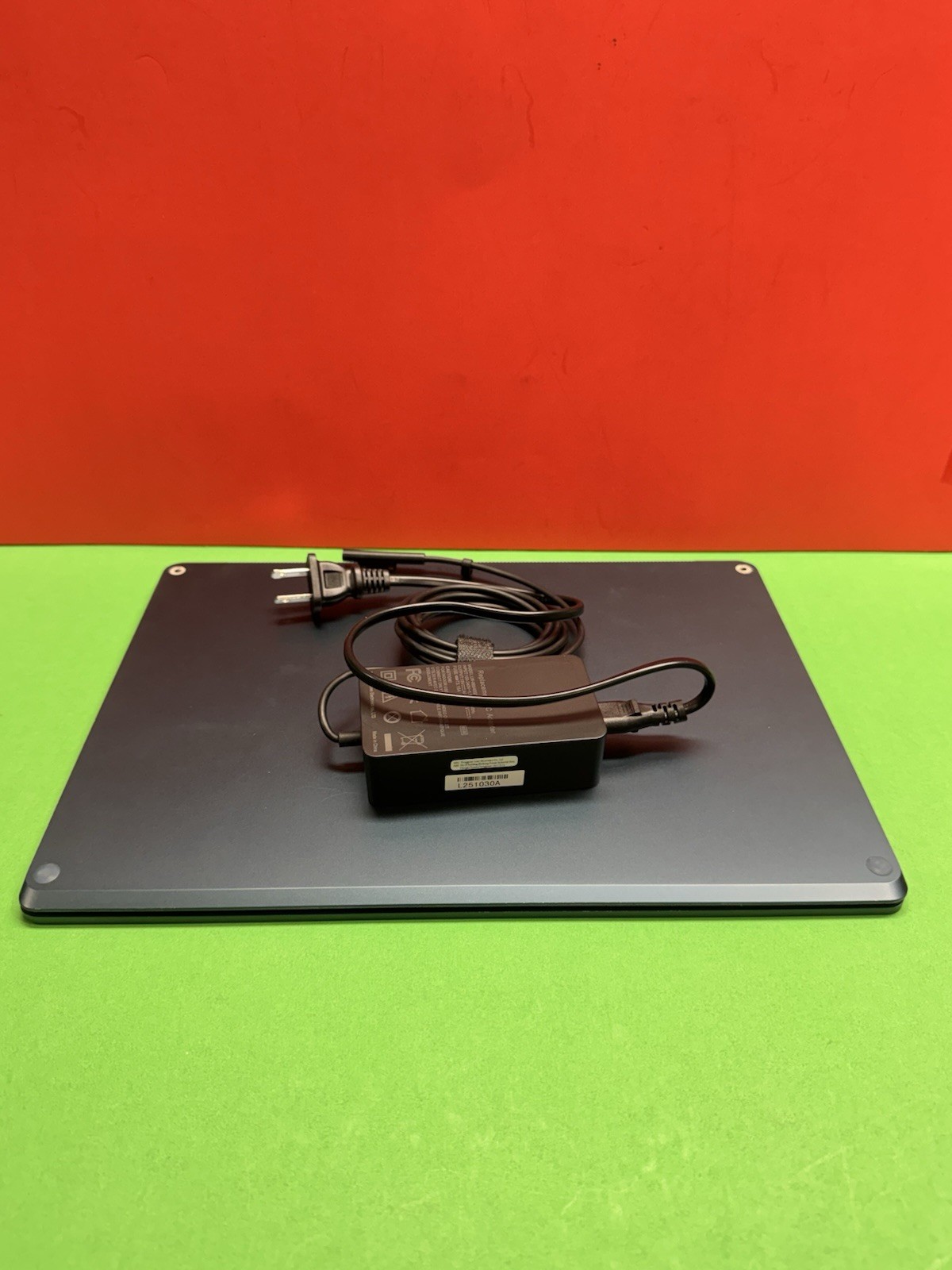 Microsoft Surface Laptop 3 13.5” i7 10th Gen 1.3 GHz-16GB 512GB Windows 11pro