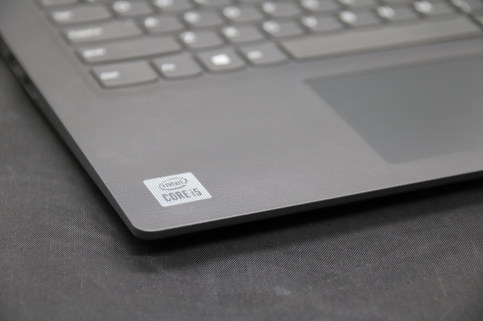 Lenovo ThinkBook 14 IIL 14″ – No Power, No Ram, No SSD – For Parts
