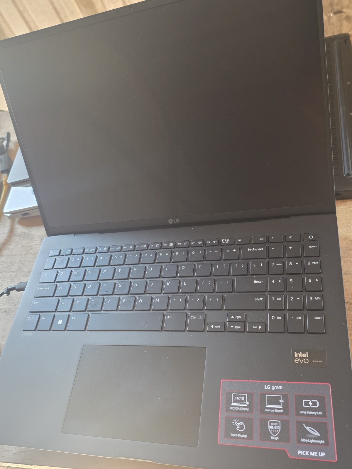 2024 LG gram 16″ Laptop Intel Core Ultra 7 NVME 32GB Touch 16z90s Pow