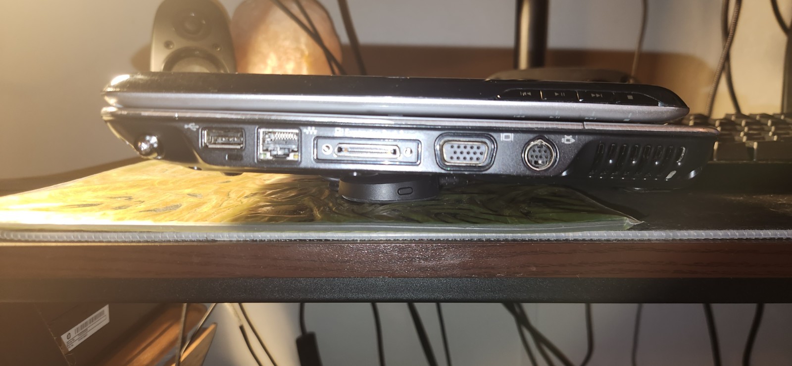 HP Pavillion TX1000 Laptop with Swivel Display