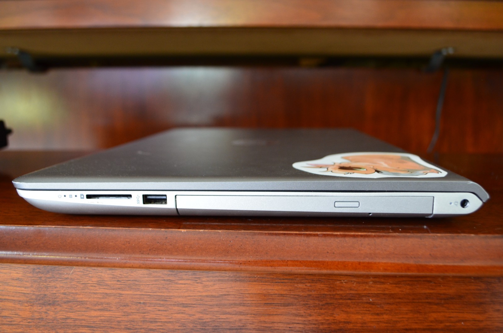 HP Pavilion 15-cc1xx Laptop 12Gb ram, 1TB, Intel Core i5 8250U with HP charger