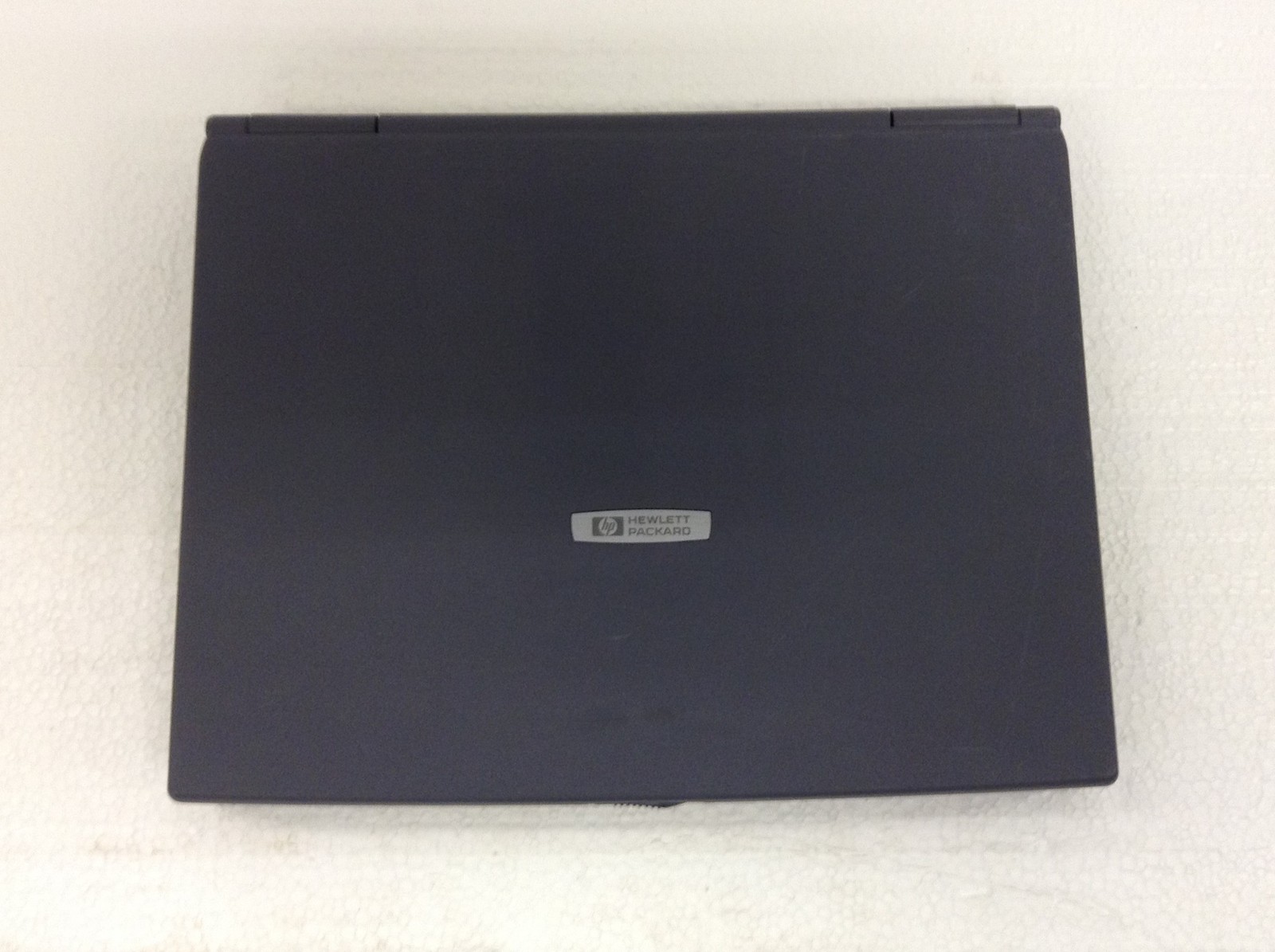 Vintage HP OmniBook 900 Laptop Pentium III 500MHz 13.6″ w/64MB Ram, WORKING