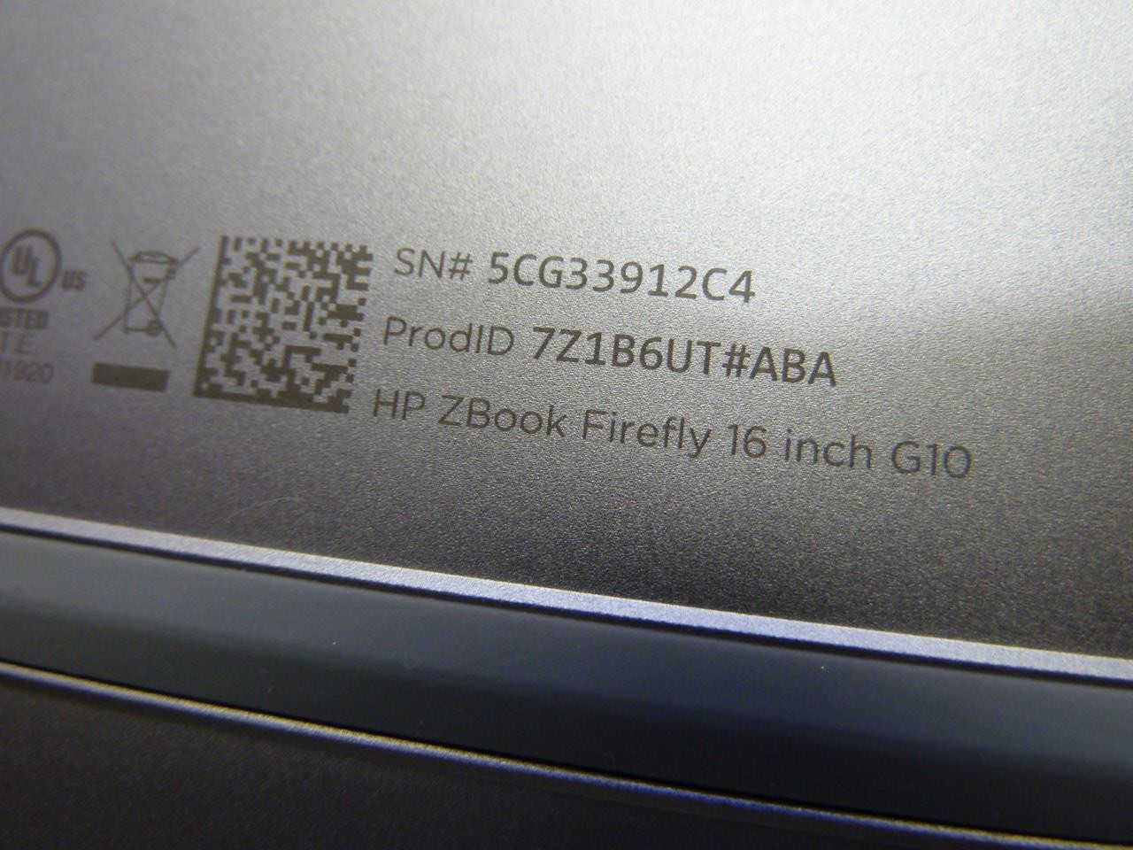 HP ZBook Firely 16″ G10 | Intel 13th Gen i7-1360P | NO RAM / SSD / BATT