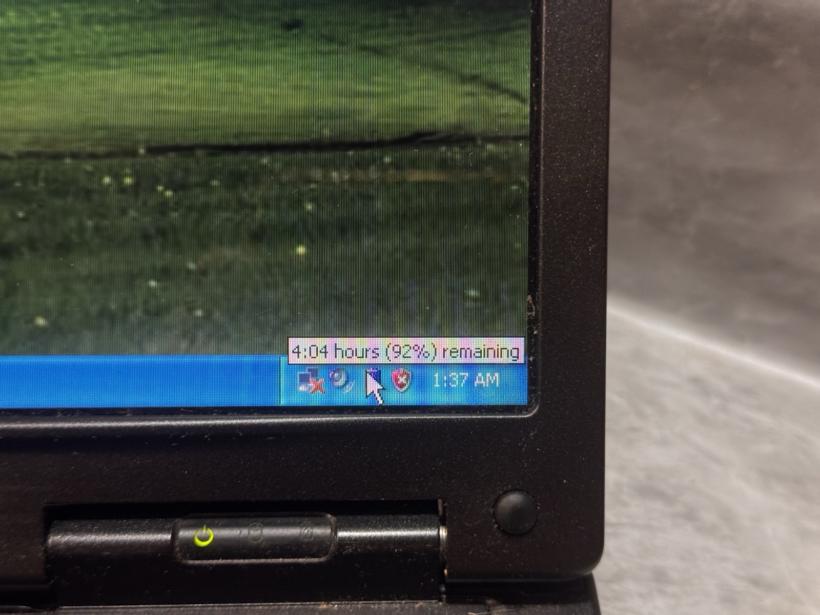 Dell Vostro 1000 Laptop AMD Turion 64 X2 1.9GHz 2GB RAM 160gb HDD Windows XP
