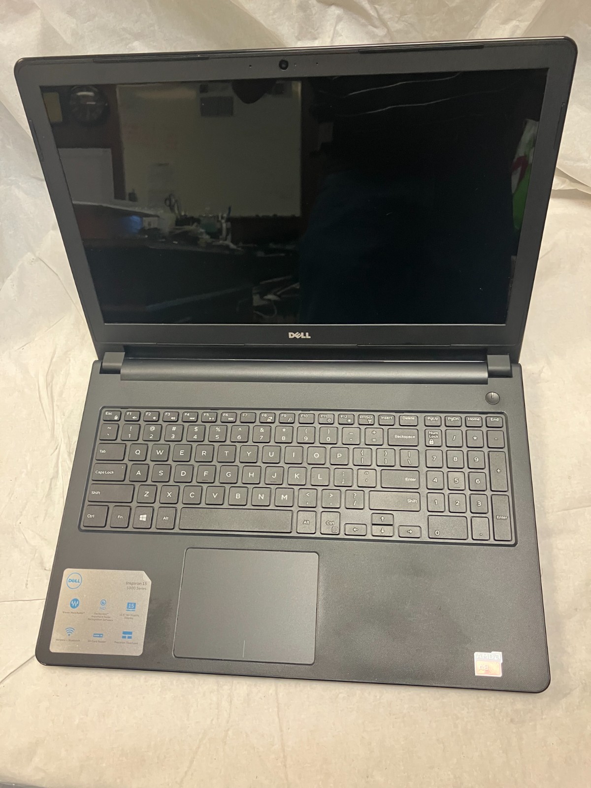 DELL INSPIRON 15 5555 Laptop w/ AMD A8-7410 2.20 GHZ + 6 GB No HD, for parts
