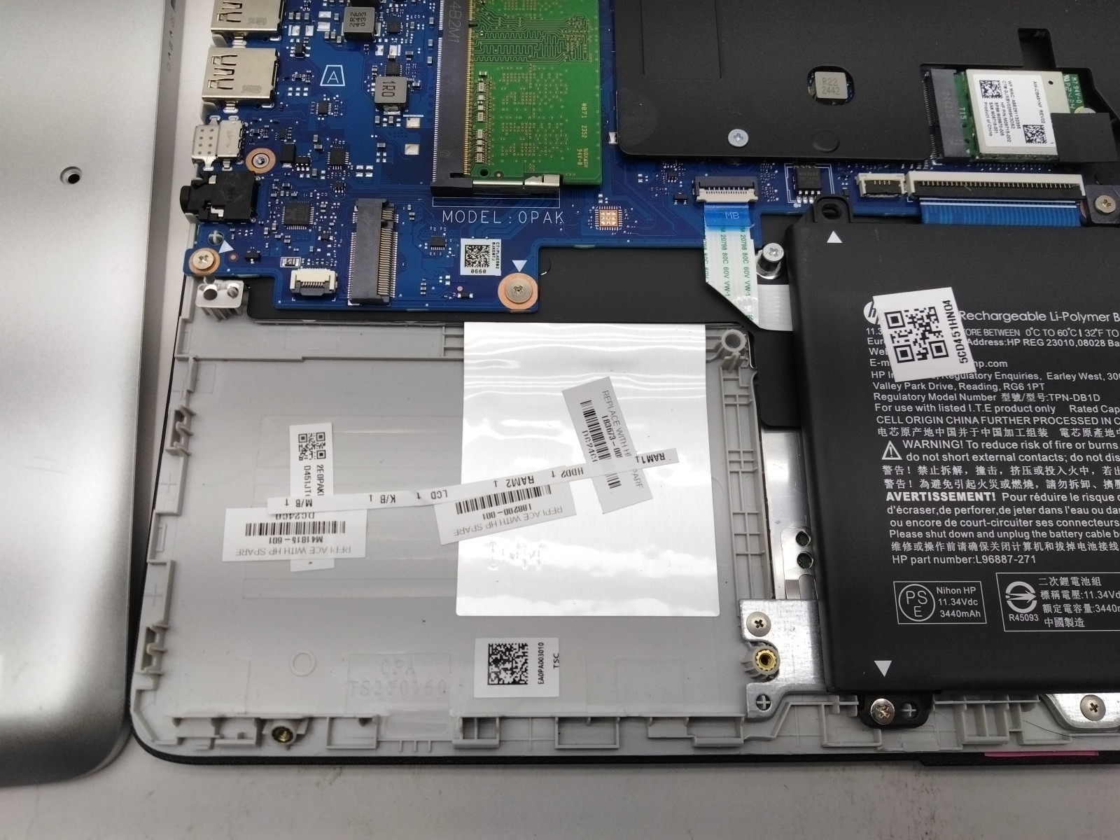 Hp Laptop Model 14-dq387nr 1.10ghz X 4 Cores, 4 Gb Ram, No Hd