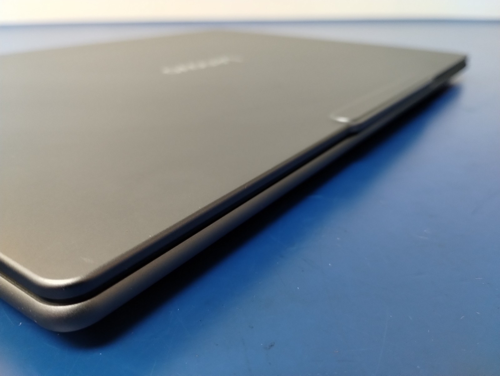 Lenovo Slim 7 14ILL10, Intel Core Ultra 7 258V, 2.20 GHz, 32 GB RAM, 1 TB NVMe