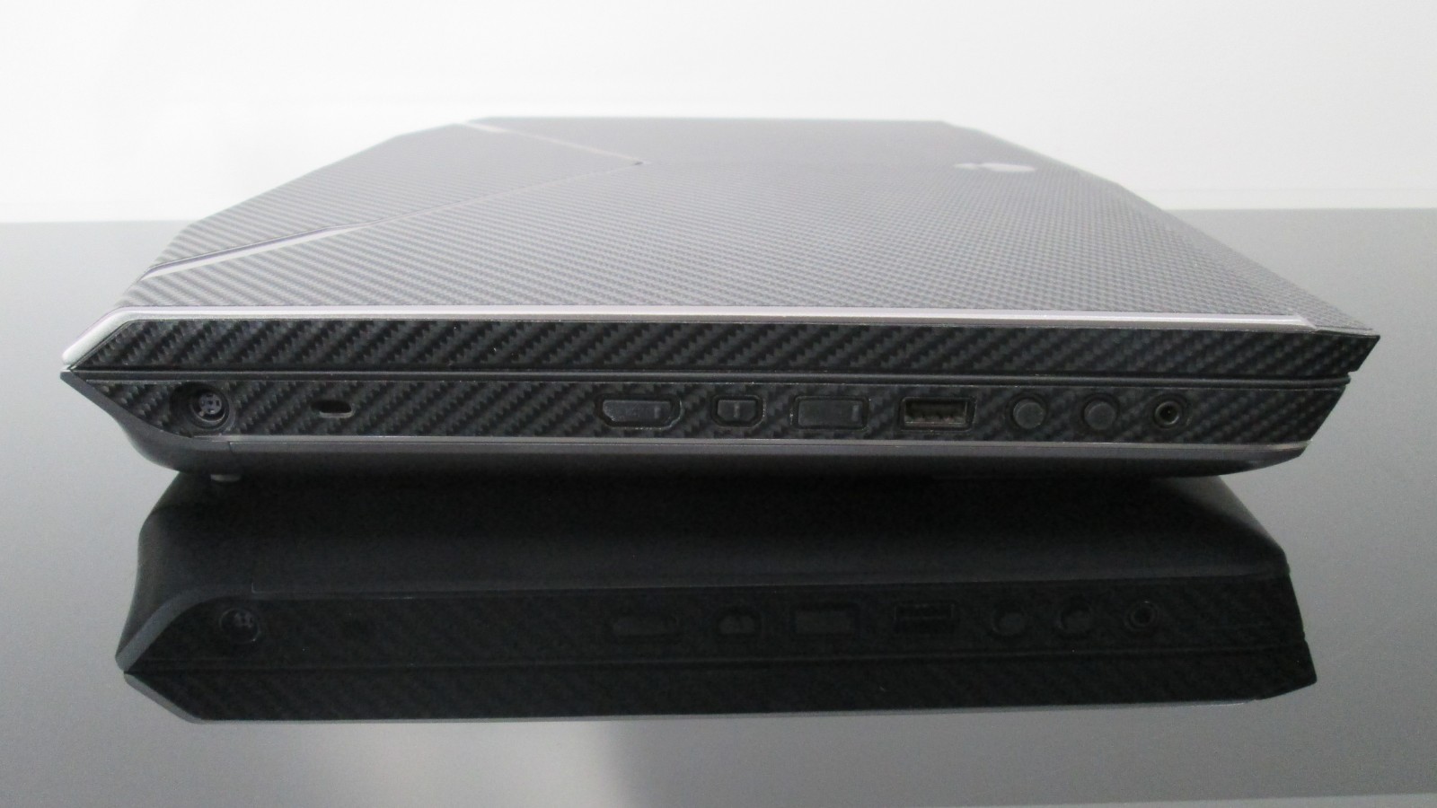 Alienware 17 R3 i7-4930MX CPU/GTX 1070 GPU/32GB RAM/1TB SSD+Adapter & Box WORKS!