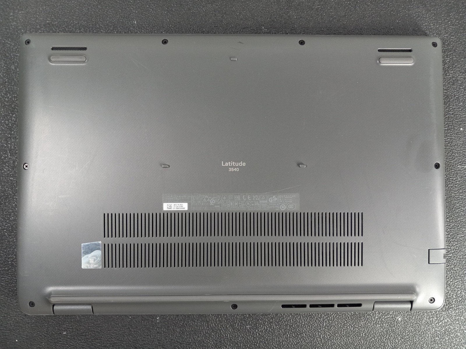 Dell Latitude 3540 15.6″ i7-1355U 16GB RAM 512GB SSD Touch Laptop Win11 READ