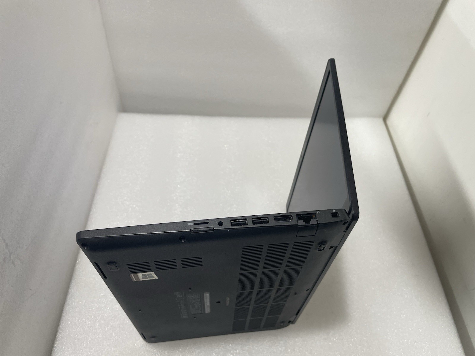 Dell Latitude 5400 256gb Nvme Win 11 i7-8665u 4 Core 2.11ghz 8gb RAM Webcam HDMI