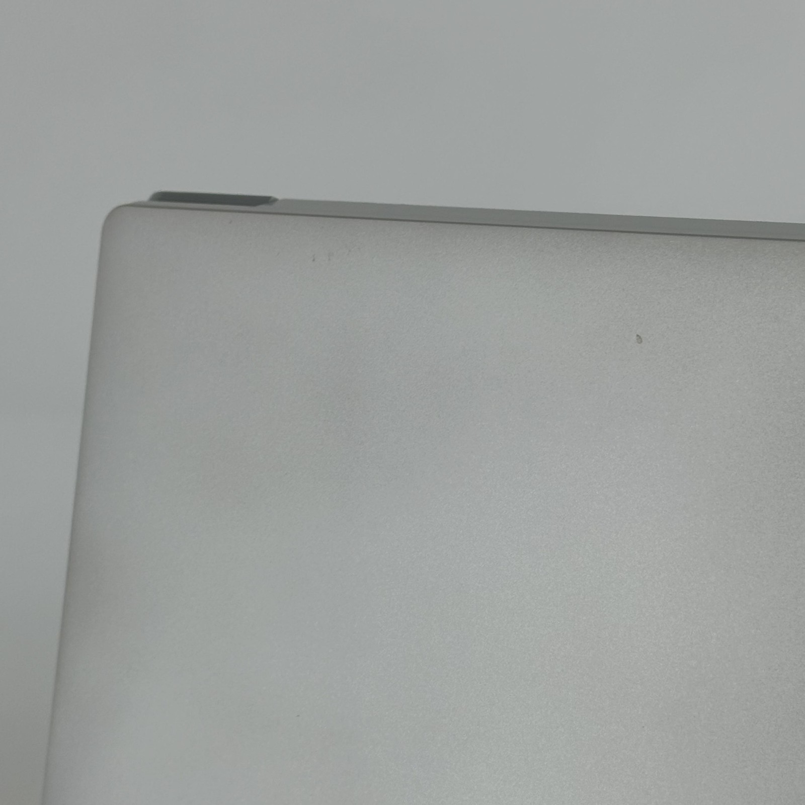 Dell XPS 15 9520 3.5K TOUCH 2.3 GHz i7-12700H 64GB 512GB SSD RTX 3050 Very Good