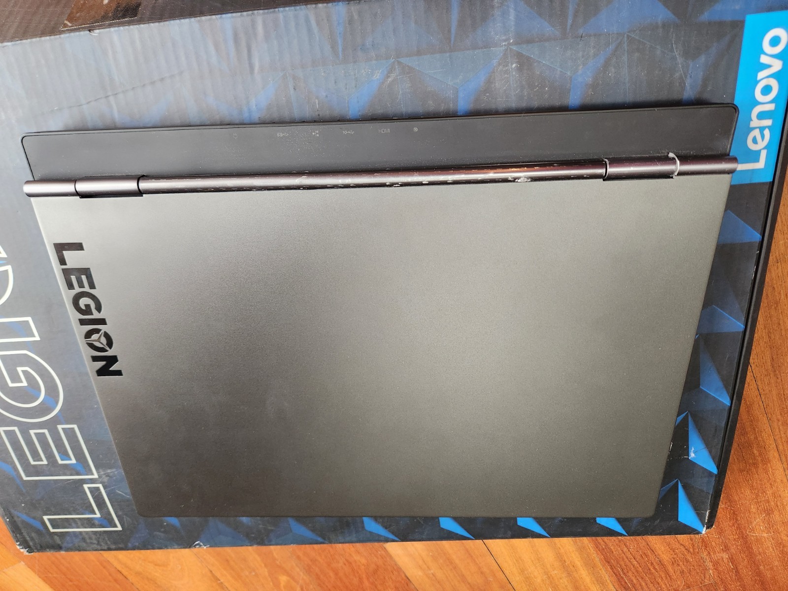 Lenovo Legion Y740-17IRHg 17.3” (Core i7 9750H, RTX 2070)