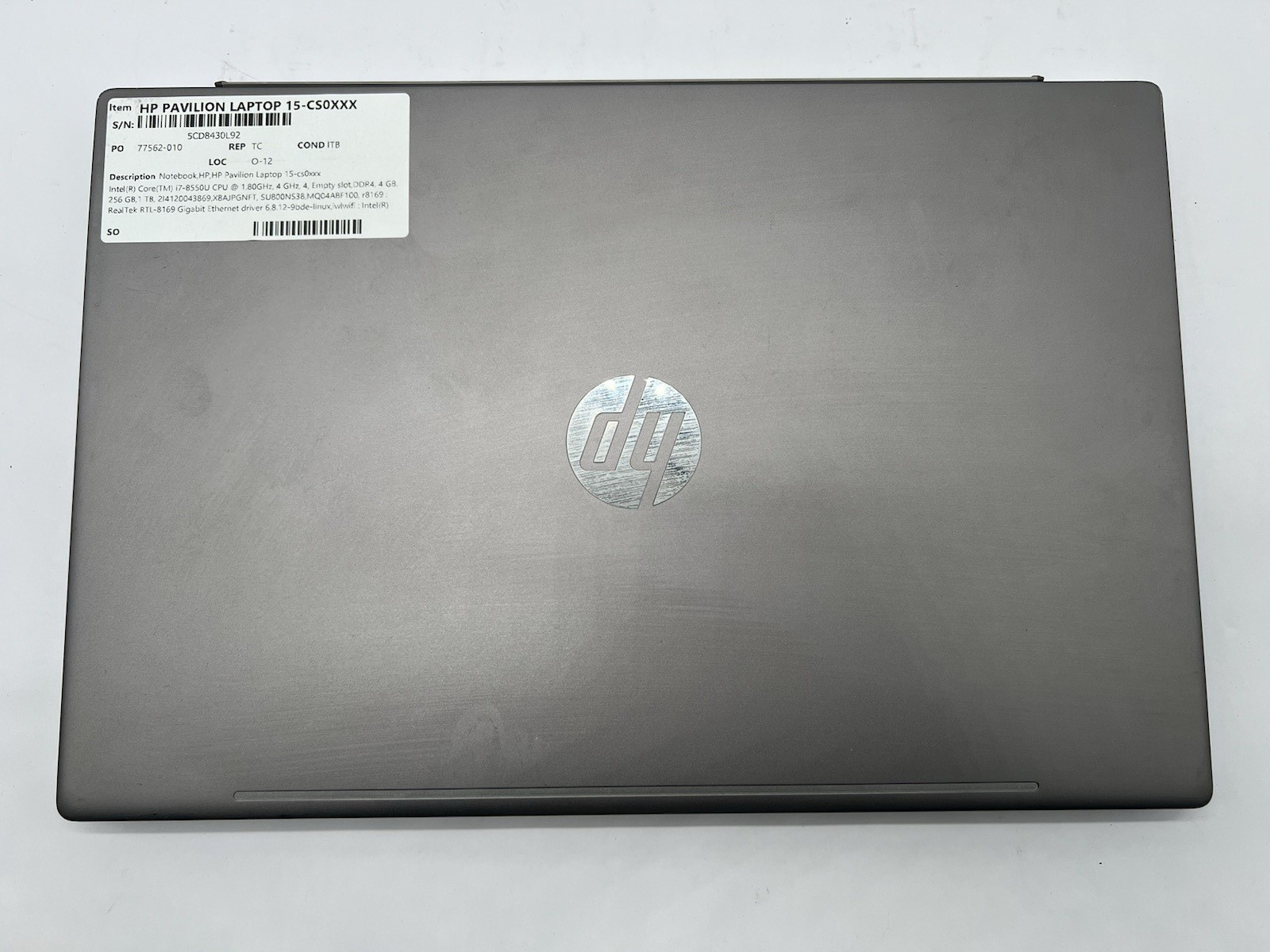 HP Pavilion 15-cs0085cl, i7-8550U, 4GB RAM, 1TB SATA, 256 GB SSD-No OS/AC
