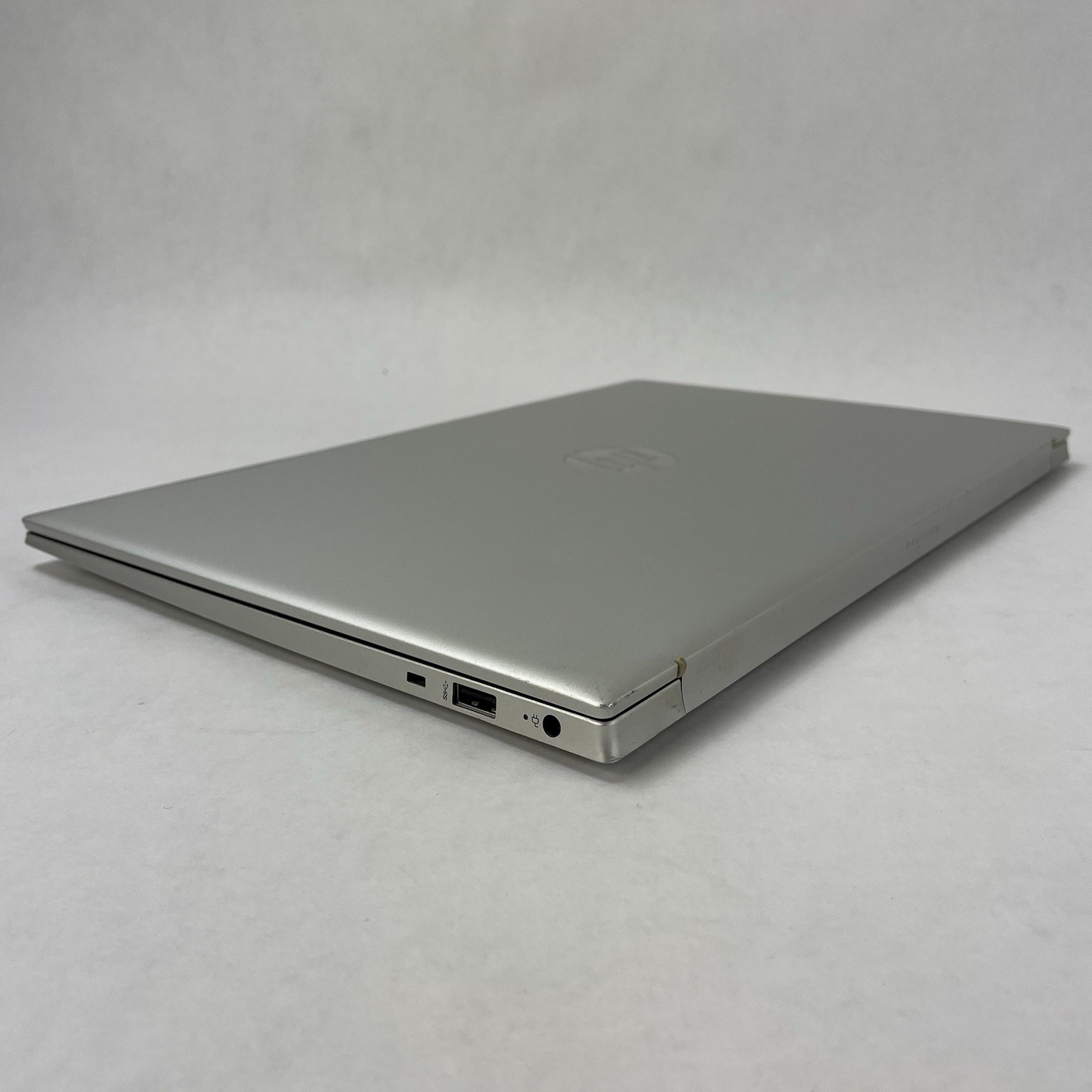 HP Pavilion 15t-eg300 15.6″ i7-1355U 3.70 GHz 8 GB RAM No SSD/OS/AC