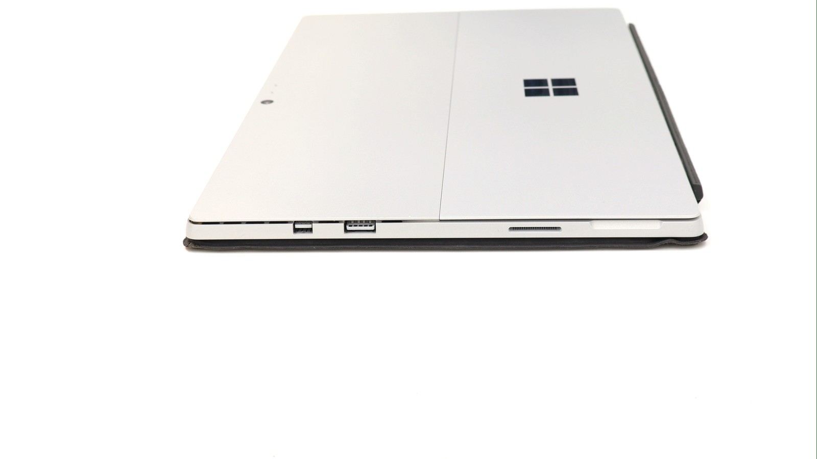 Microsoft Surface Pro 12″ i7-7660u 16GB 512GB – Fair READ DESC