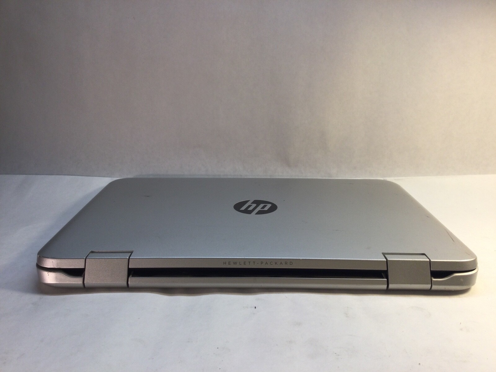 HP Pavilion X360 13 13″ Laptop Intel Core i5 4th Gen. -BOOTS/CRACKED SCREEN -MZ