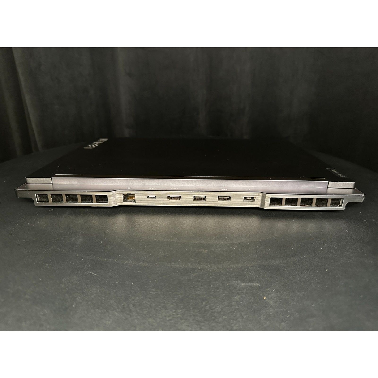 Lenovo Legion 7 16ARHA7 Ryzen 9 6900HX 32GB 2TB RX 6850M XT 16″