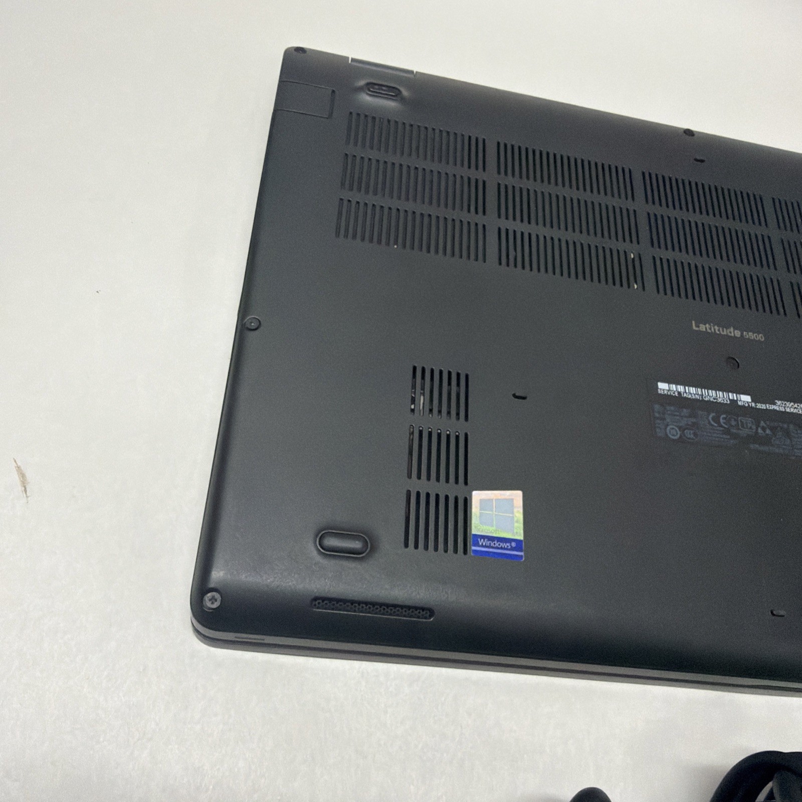 Dell Latitude 5500 Laptop Intel Core i5 8365U Quad-Core 8GB DDR4 RAM NO SSD