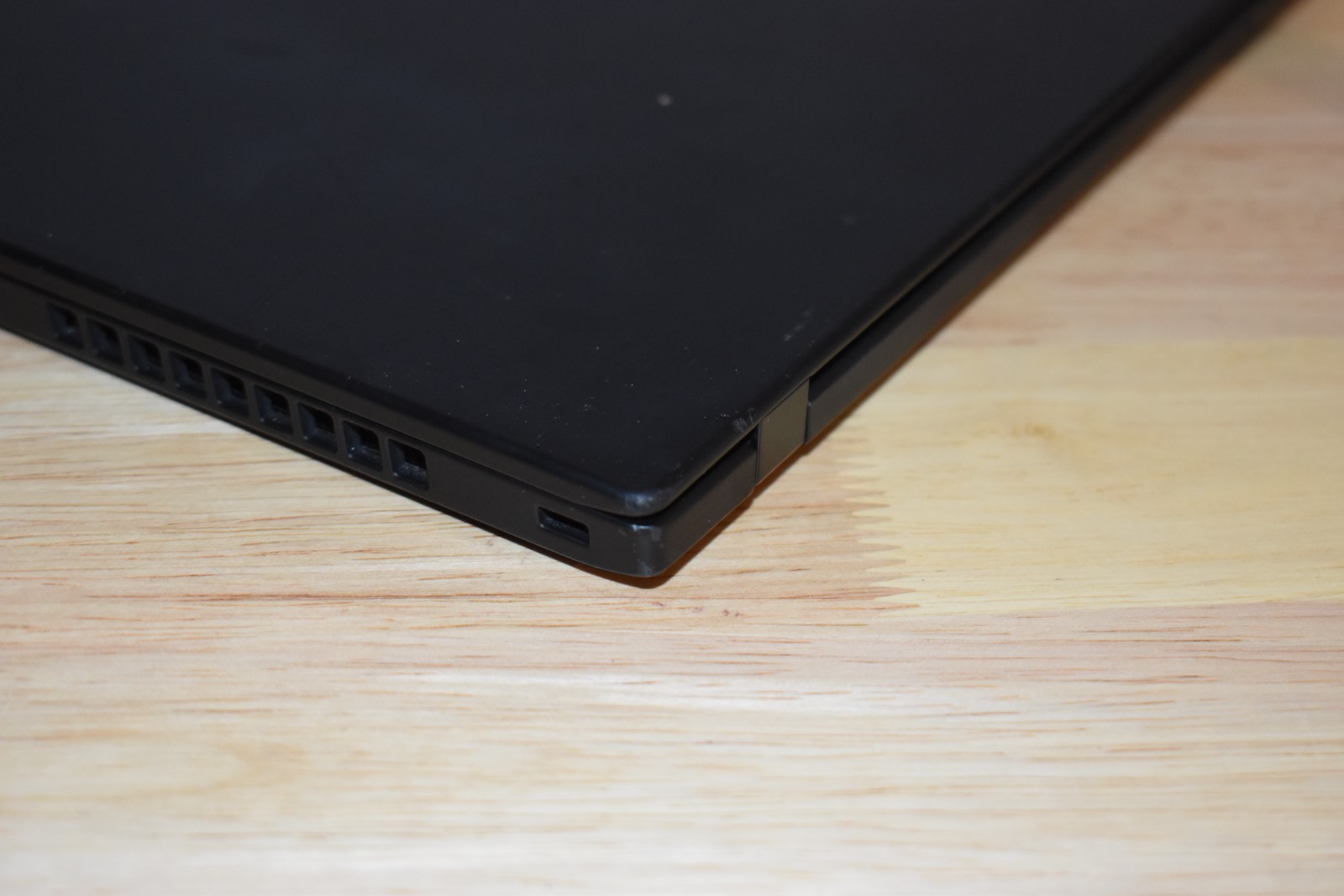 Lenovo ThinkPad X1 Carbon 7th Gen i7-8565U 16GB RAM WQHD 2560×1440 Windows 11