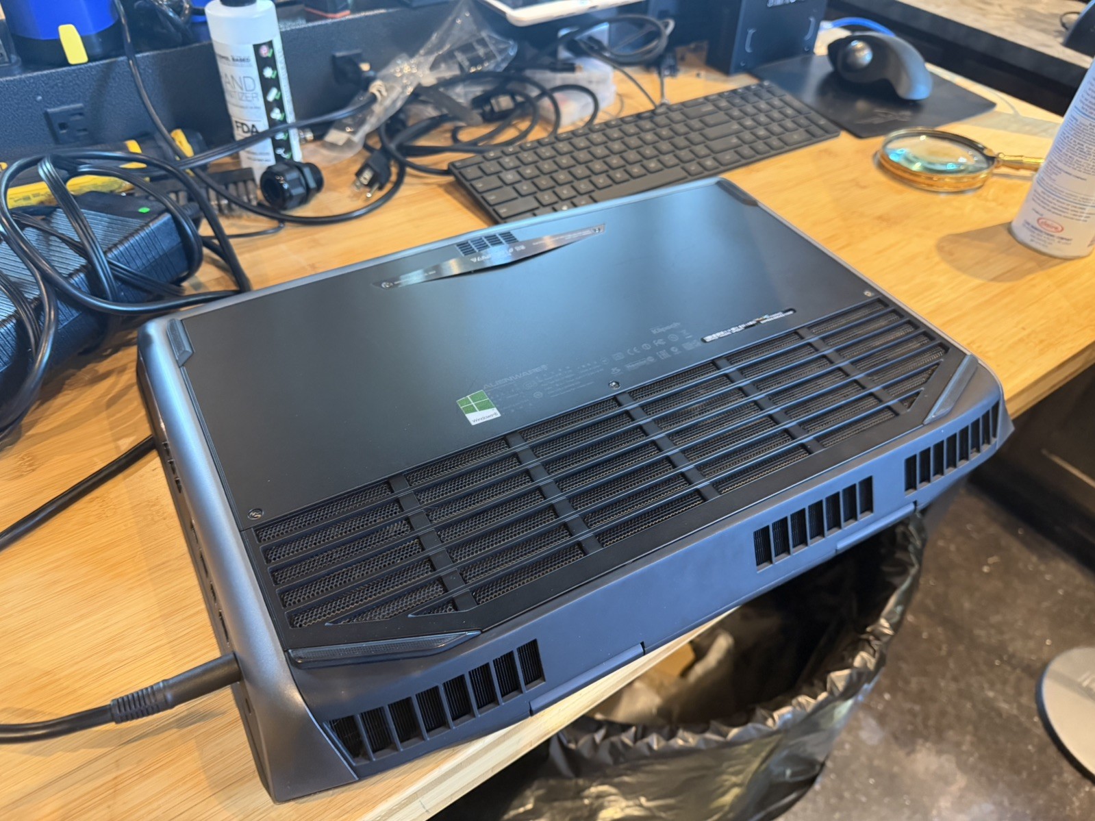 Alienware 18 Laptop (P19E) i7-4910MQ, Nvidia GTX 970M (X2) and Bag