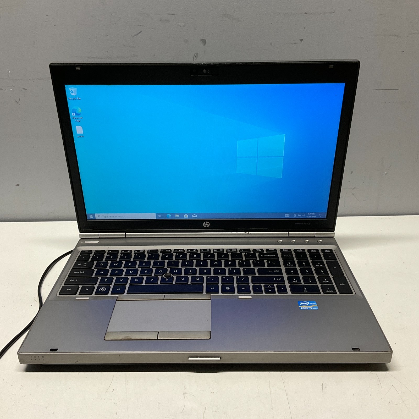 HP EliteBook 8560p 15.6″ Intel Core i5 2520M 2.50GHz 4GB RAM 320GB HDD NO BATT