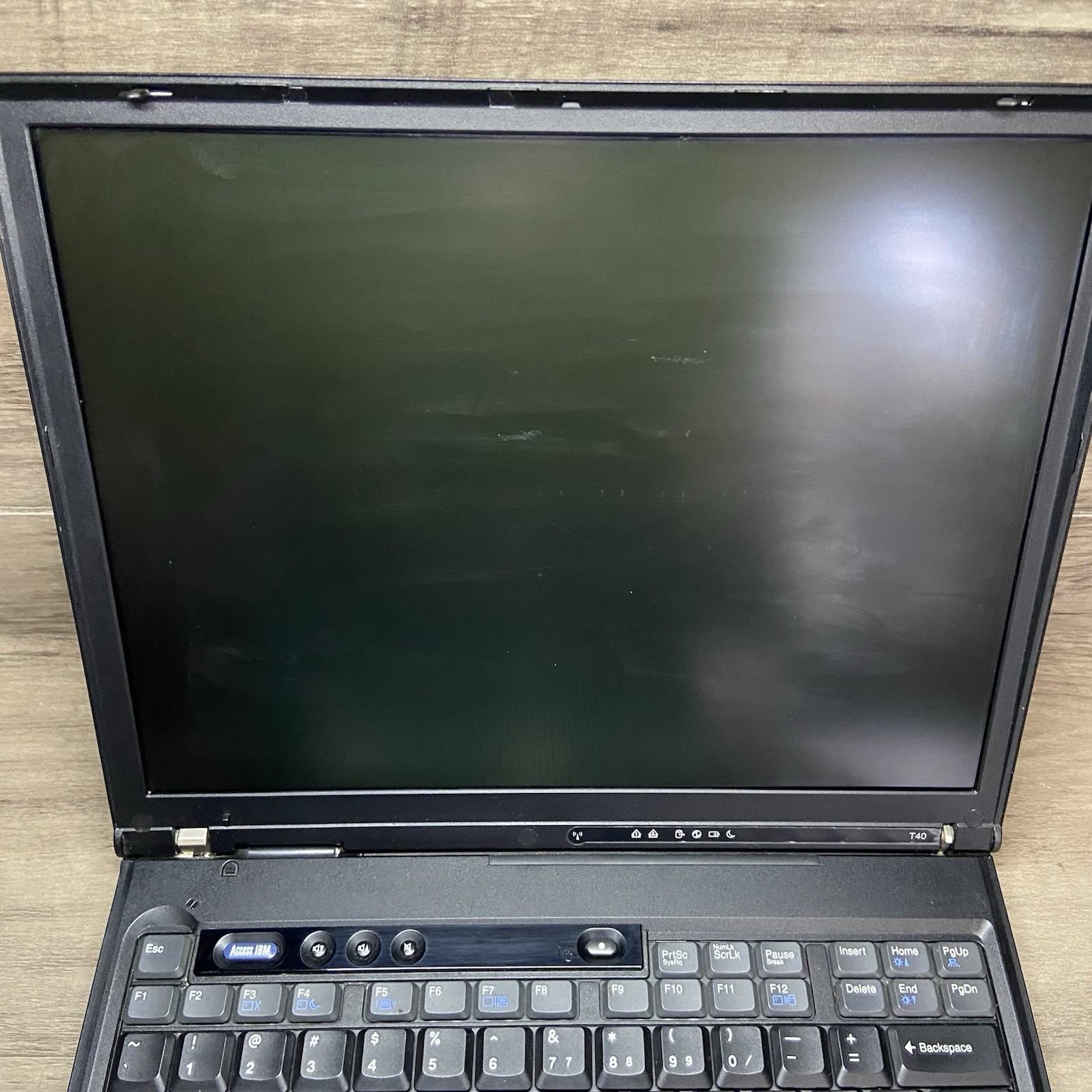 Vintage IBM ThinkPad T40 2374 Laptop Computer Parts Repair Windows Xp Notebook