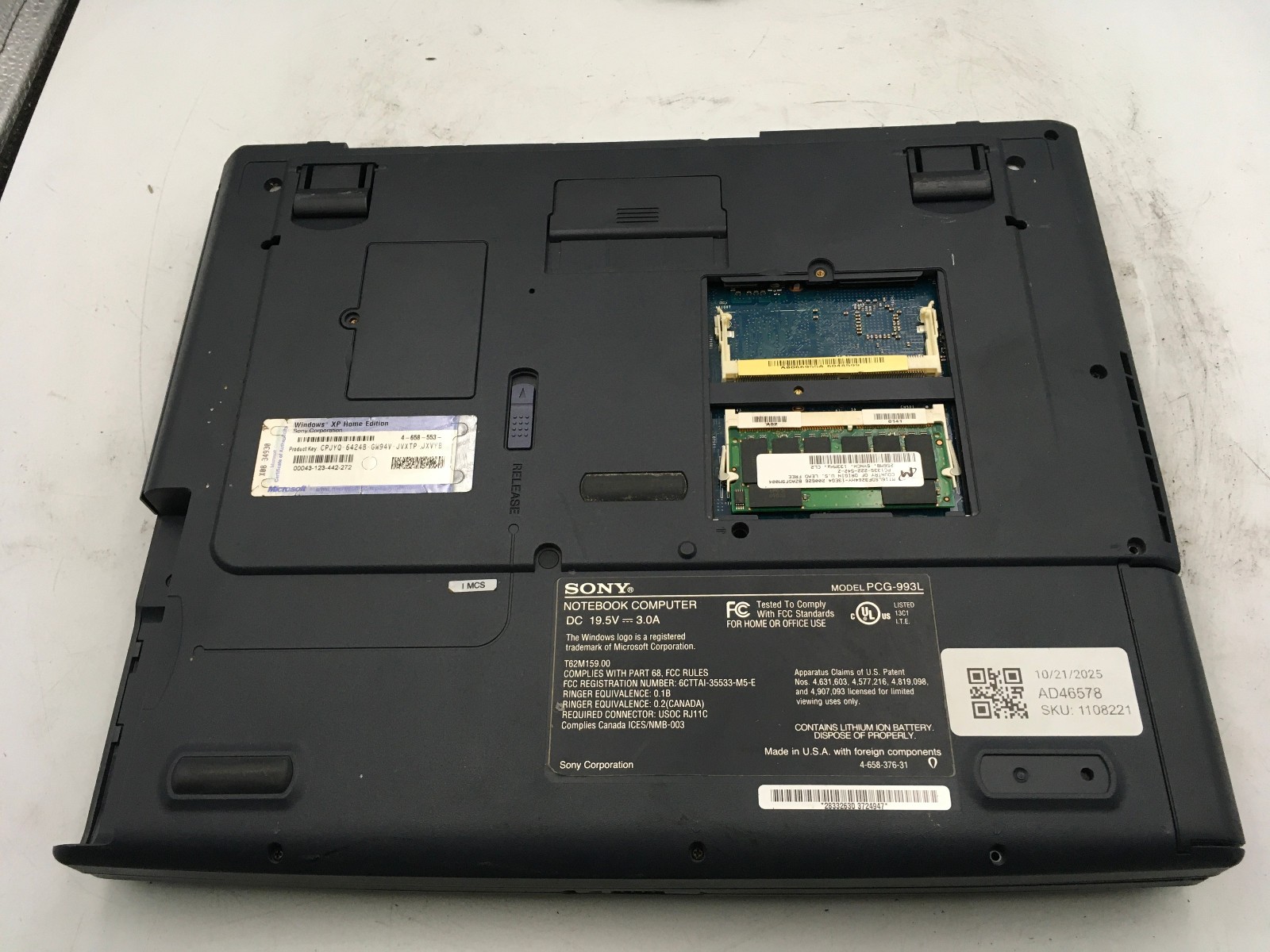 SONY VAIO PCG 993L – BOOTS TO BIOS – INTEL PENTIUM III – 256MB RAM – 14″-READ-BB