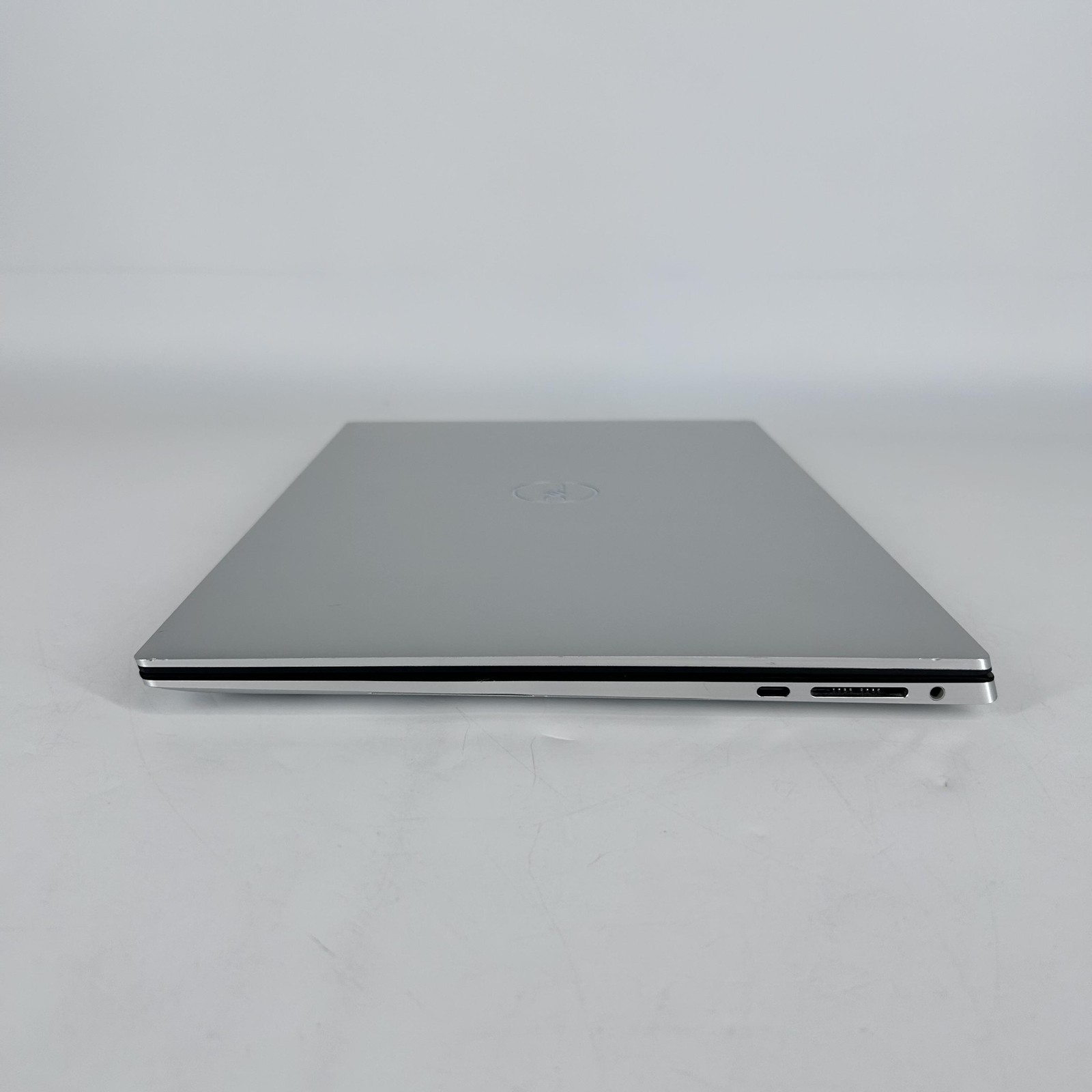 Dell XPS 15 9520 Silver FHD+ 2.3 GHz i7-12700H 32GB 1TB SSD RTX 3050 Ti – BENT
