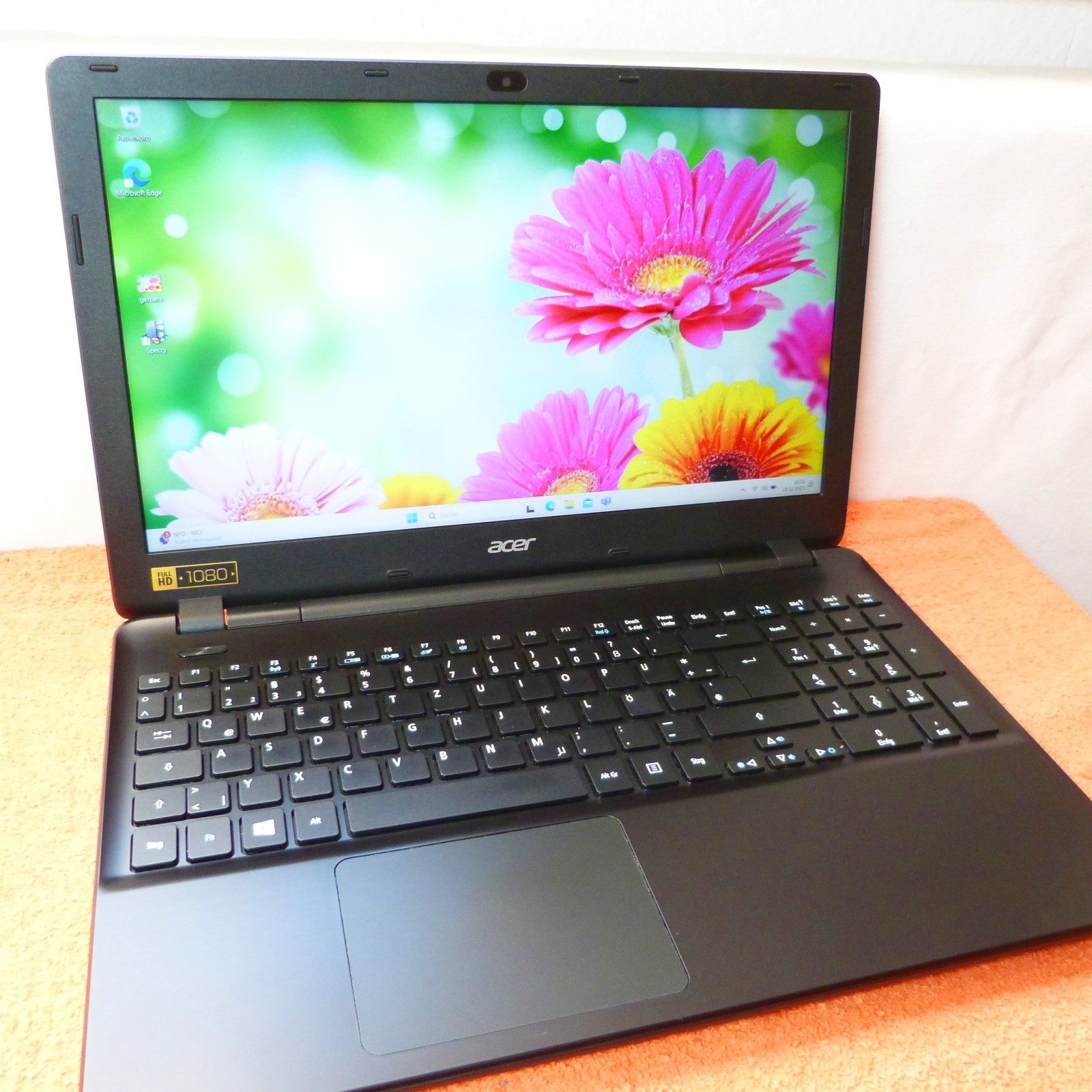 Acer E5 571 UltraBook 15″ FULLHD l SSD Windows 11 Geforce Core i7 HDMI USB3