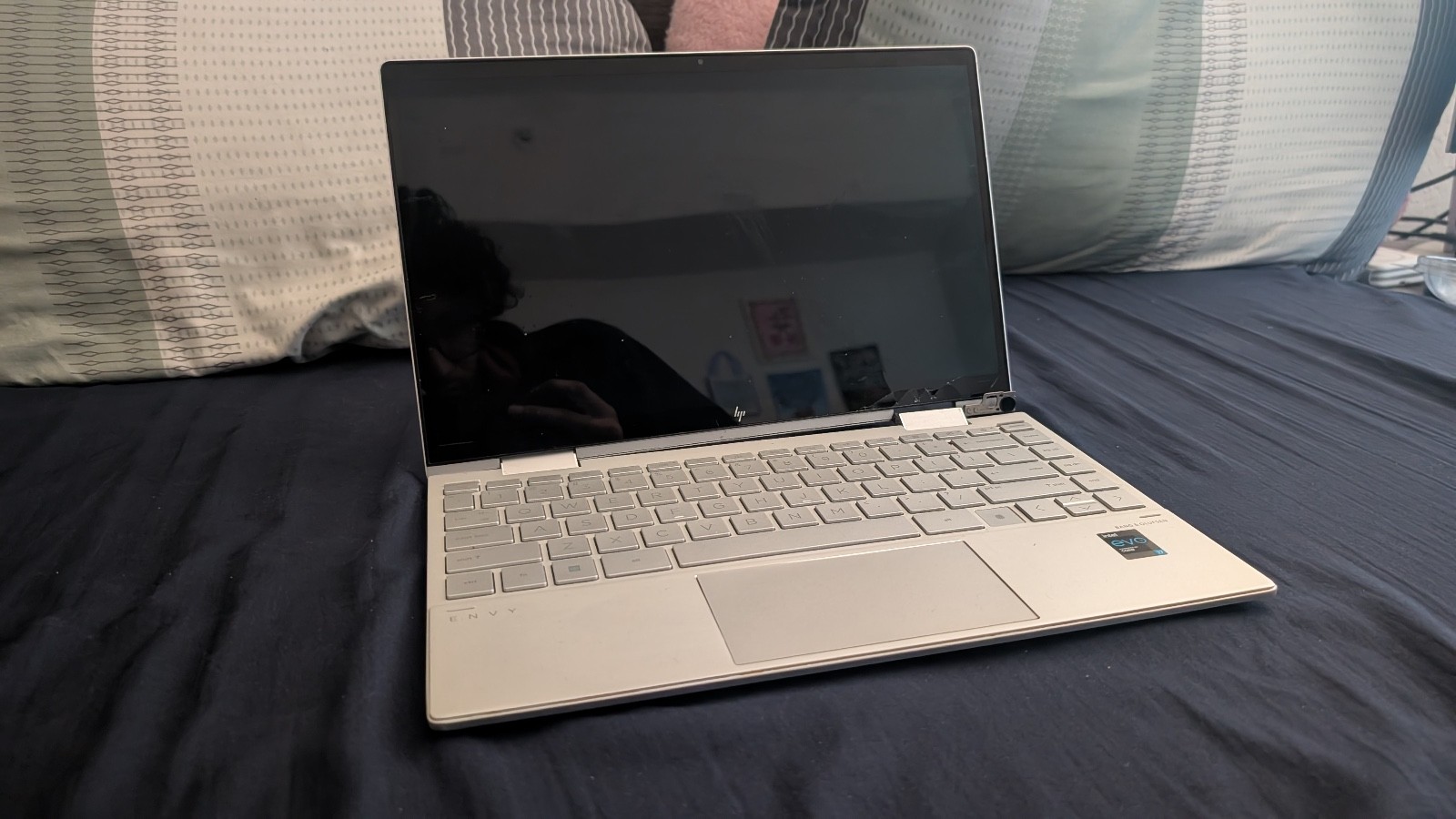 HP ENVY x360 13t-bd100 13.3″ OLED FHD Touch i7-1195G7 8GB 512GB SSD Evo — Used