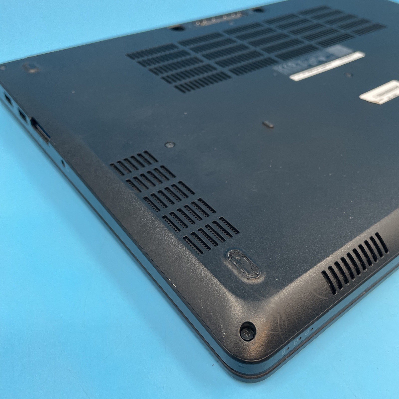 (LOT OF 12) Dell Latitudes | i5-6300U | 8GB RAM | NO DRIVE* | NO OS/BATT***READ*