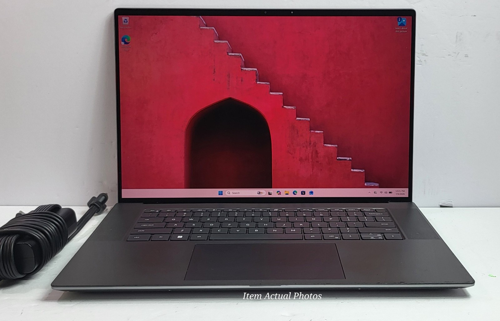 DELL PRECISION 5680 4K UHD⭐ OLED Touch Scree i7-13800H 32GB 256 SSD RTX A1000