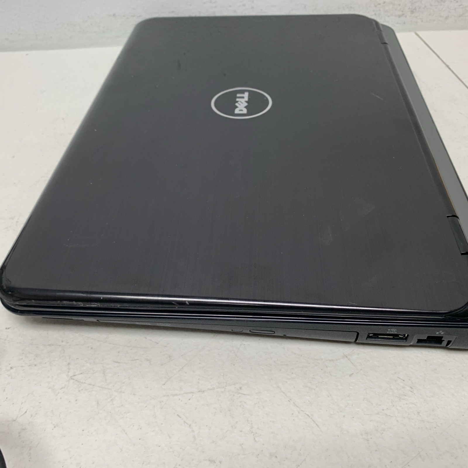 Dell Inspiron N5010 15.6″ Core i3 m370 2.40 GHz 8GB 500gb Hdd Wind 10 home Read