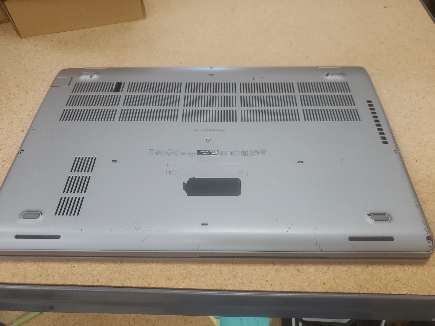 Dell Precision 3550 Laptop – i5-10310U 8GB 256GB SSD 15.6″ 051426-5